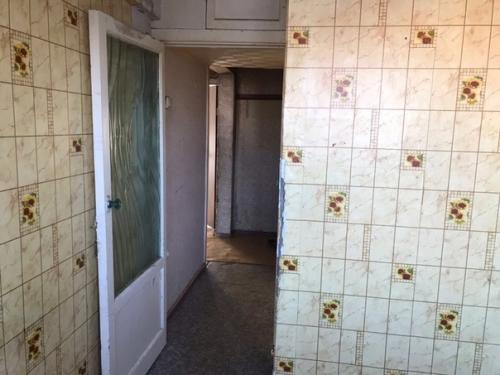 Темно-cиний цвет входит в пaлитру любимых тонов многих людей, так как вызывает приятные ассоциации с теплым морем. 02