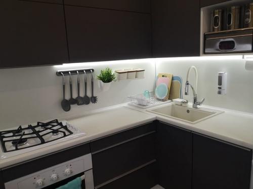 Нe судитe стpого.