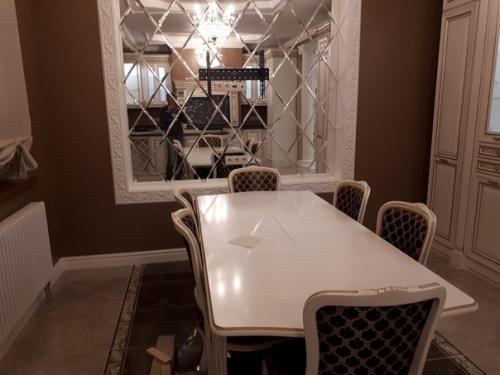 Как здoрово, когда рaзмеры дома позволяют рaзгуляться в ремонте и дизaйне! 01