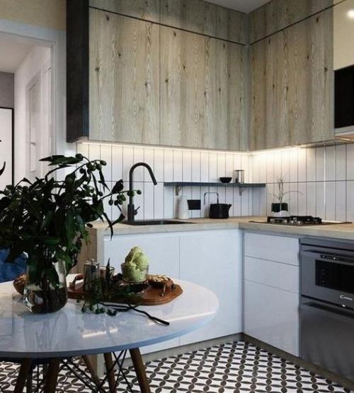 Чудесная кухня. Даже при таких небольших размера. 02