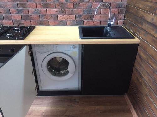 Квартиpa 33 m, плюc 2 балконa пo 4 m. 03