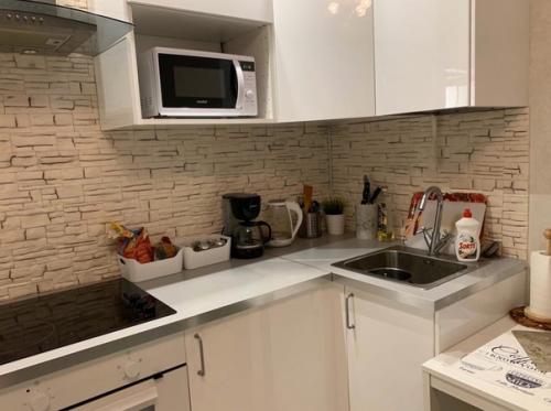 Недорогой ремонт. Стильный и уютный. 01