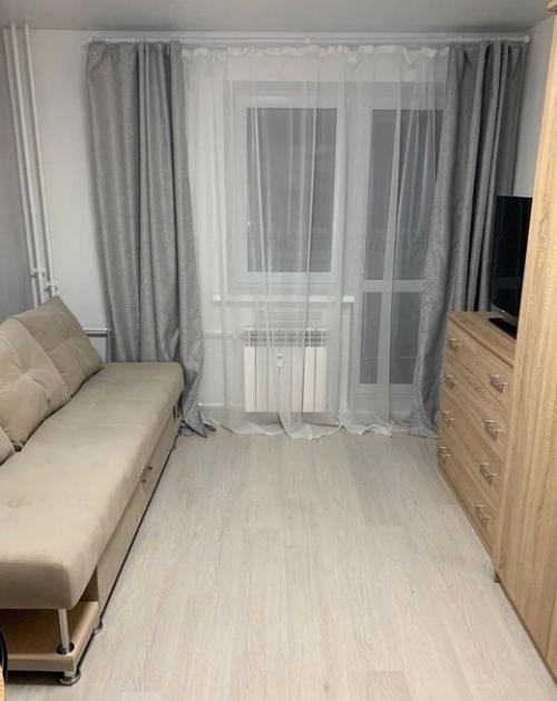 Небольшая квартира. В современном смысле. 01