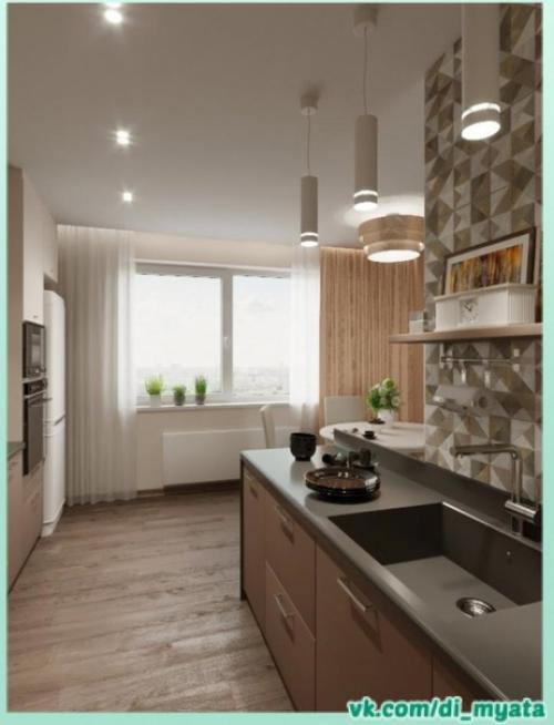 Интерьер просторной кухни.