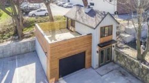 Небольшой дом. Современный и уютный. 01