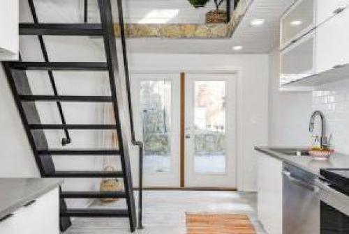 Небольшой дом. Современный и уютный. 06