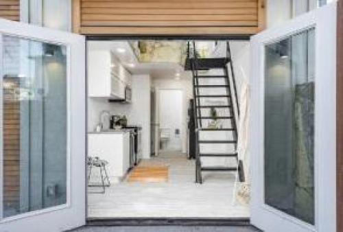 Небольшой дом. Современный и уютный. 05