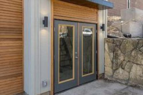 Небольшой дом. Современный и уютный. 04