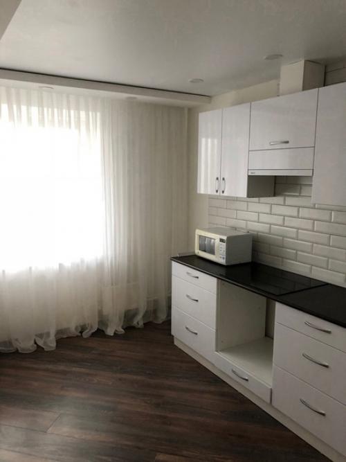 Отличный пример ремонта от подписчиков, универсальные цвета и актуальная мебель. 04