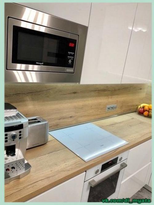 Небольшая кухонька. Со всем нужным. 03