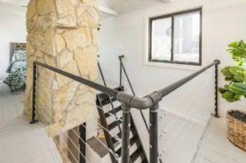 Небольшой дом. Современный и уютный. 07