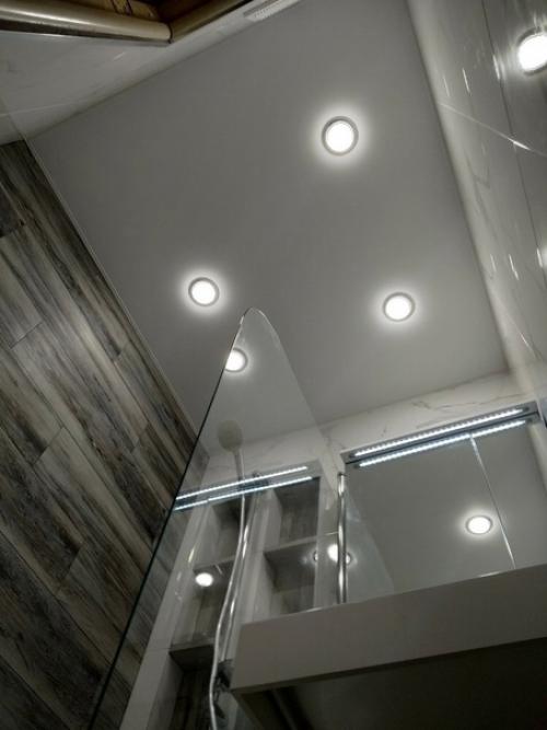 Ремонт от подписчиков делали первый раз, решились на укладку плитки самостоятельно. 02