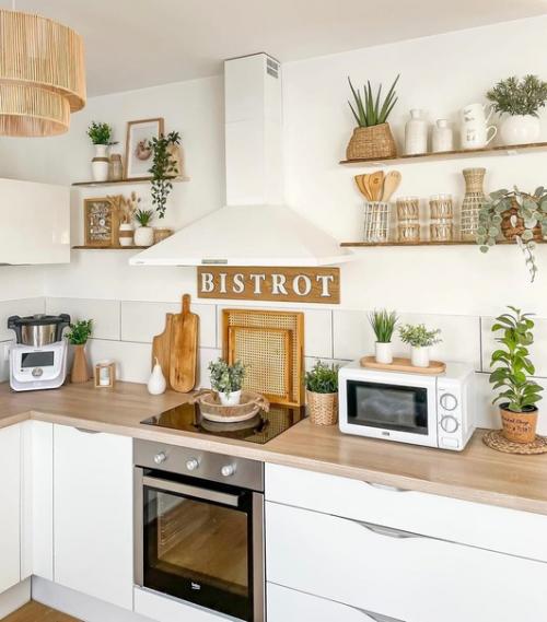 Стильная квартира. С большим количеством декора.