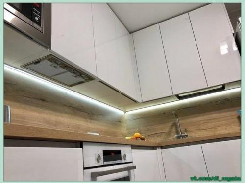 Небольшая кухонька. Со всем нужным. 04