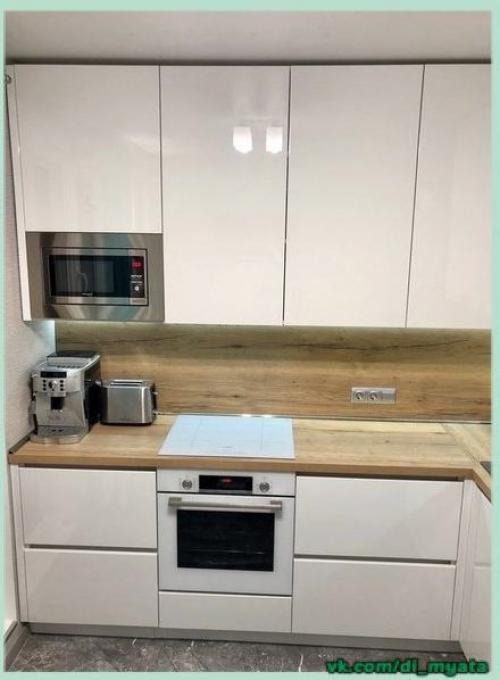 Небольшая кухонька. Со всем нужным. 02