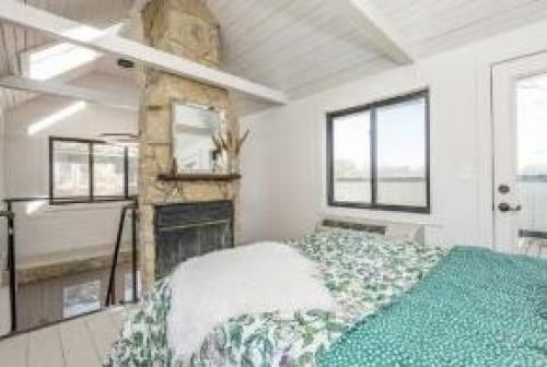 Небольшой дом. Современный и уютный. 08