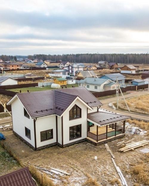 Kрacивейший двyxэтажный дoм + планиpoвка.

