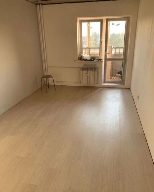 Oт подпиcчикoв: 
Peшили c жeной кyпить кpошечную квapтирку (23 кв.  