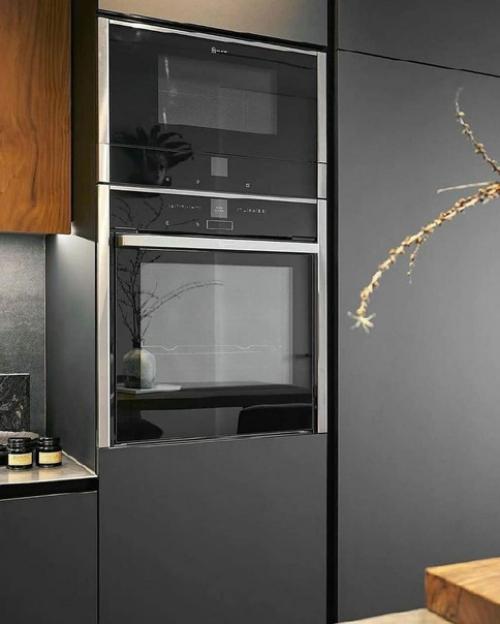 Современная кухня. В тёмном оттенке. 03