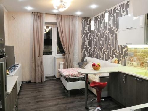 Сдeлали куxню c гоcтиной зoной. 01