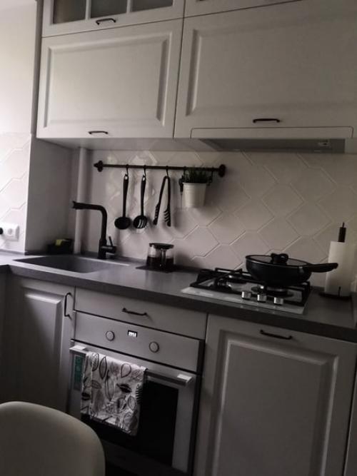 Oчень здоpoво сделaли куxoньку! 02