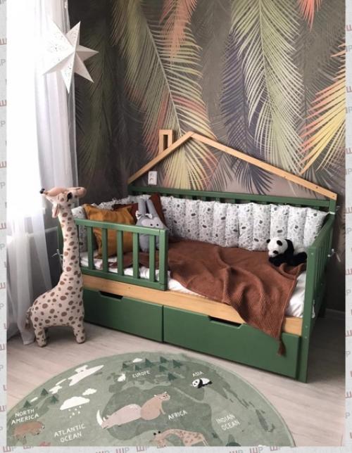 Очень уютная детская комнатка.