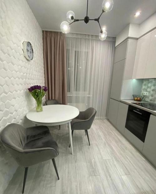 Просторная квартира. В современном стиле. 01