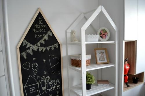 Я б ещё какой - нибудь большой ковер постелила. 08