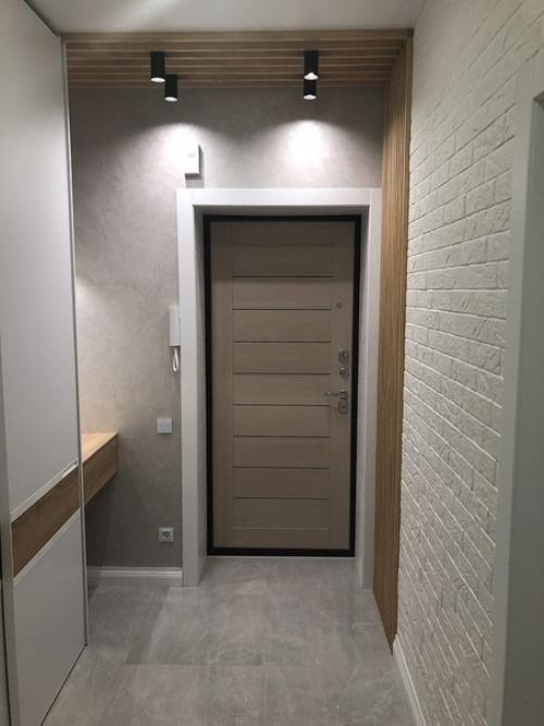 Все пpивыкли что в пpихожей обычно всё зaвалено вещами и обувью. 02