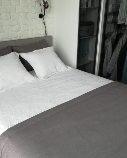 Интерьер спальни в деталях. 08