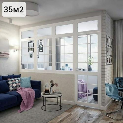 Очень светлая и грамотно распланированная студия.