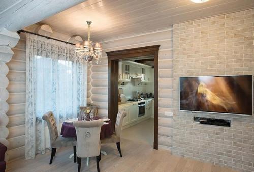 Просторный домик. В светлых тонах. 01