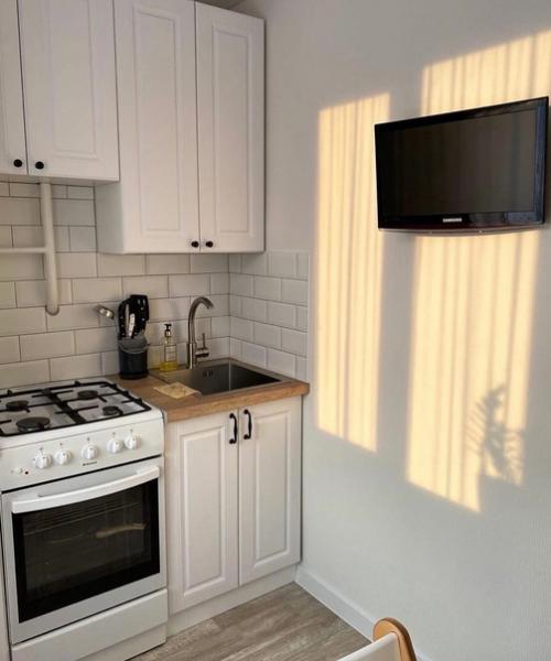 Интерьер небольшой кухни. 02