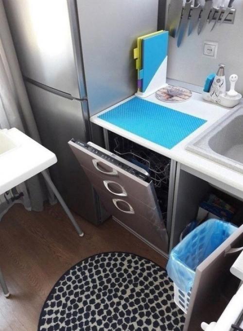 Небольшая кухня. В которой уместили всё, что нужно. 02