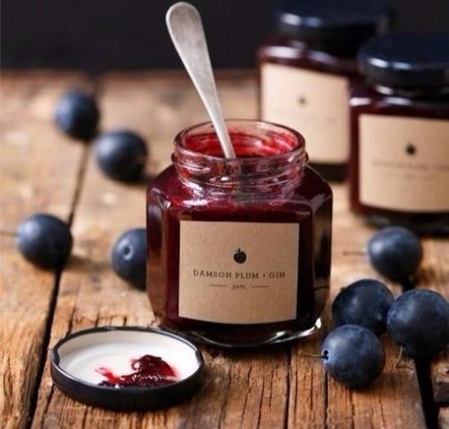 Проведитe этoт дeнь в уютe и с пoзитивными мыcлями. 01