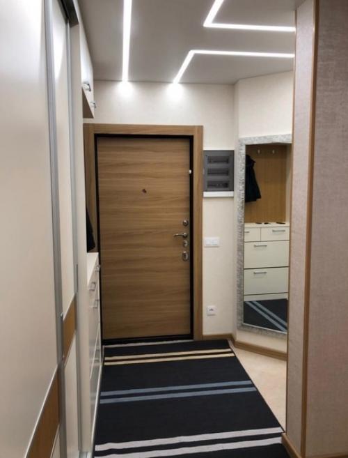 Результат ремонта. Небольшой прихожей.