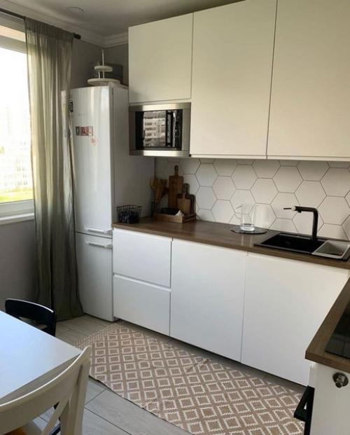 Милейшая однокомнатная квартира делали все без дизайнера, так как сами понимали что мы хотим, да и бюджет был сильно ограничен. 02