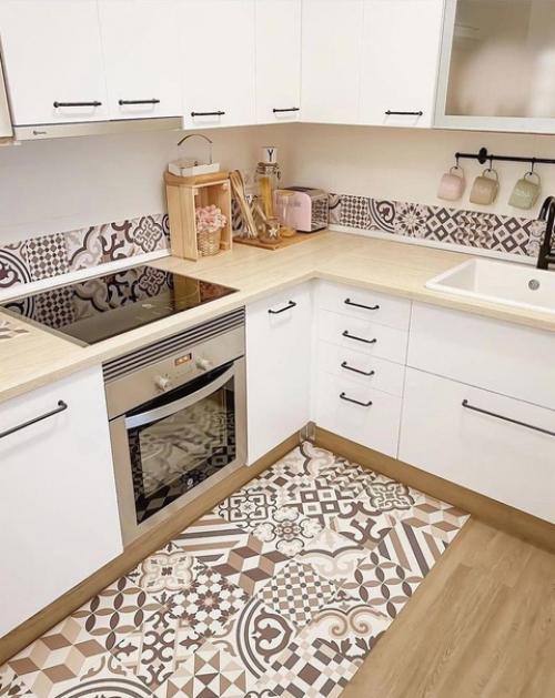 Просторный дом. С очень светлым интерьером. 08