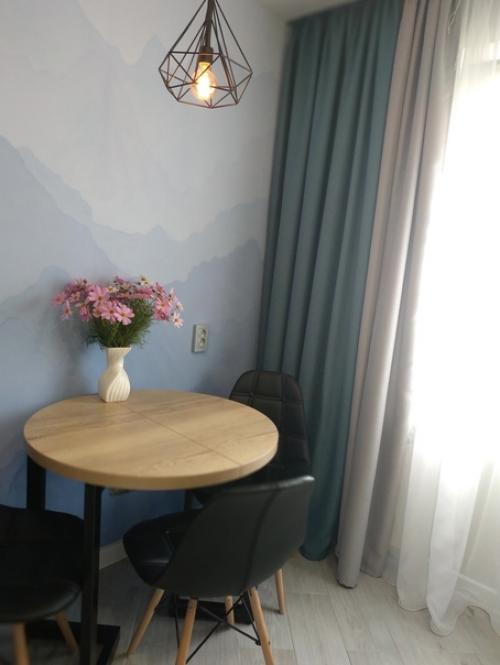 Небольшая кухня. В современном стиле. 05