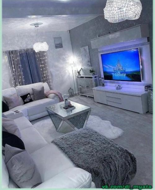 Просторный дом. В светлых тонах. 02