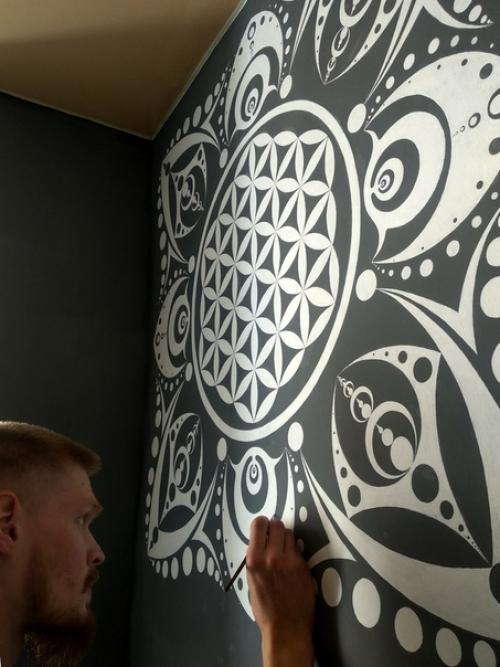 Роспись стены.  Мандала 111 х 111 см. 01