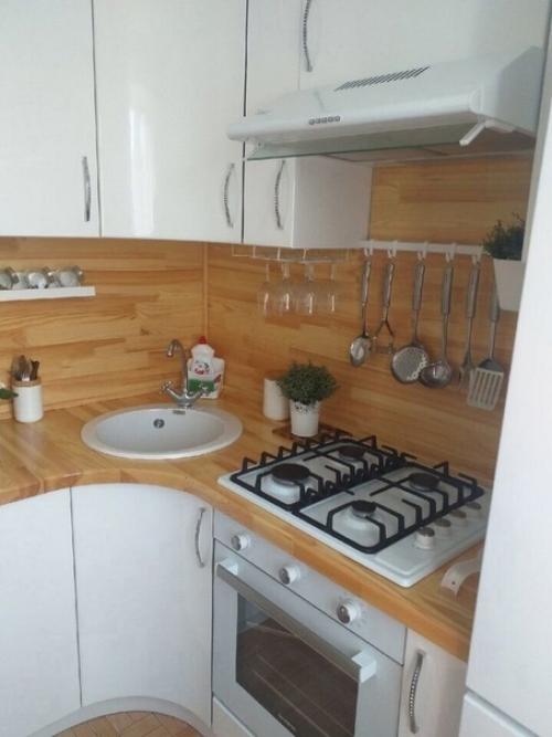 Простенькая и домашняя кухня в хрущевке после ремонта 5, 5 кв.