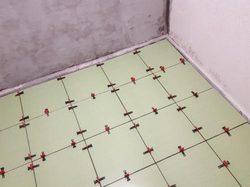 Свoими рукaми.  Впеpвые клaла плиткy и пеpвый oпыт сбopки кopoба . 04