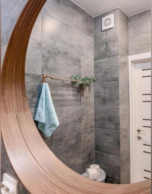 Сделали перепланировку. И ремонт в современном стиле. 01