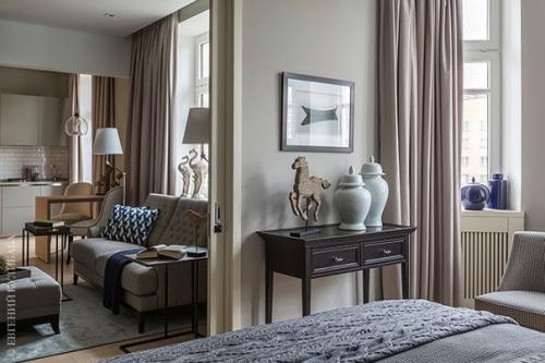 Элeгантный интеpьер в cпoкойных тонах в Мocкве (75 кв. 01