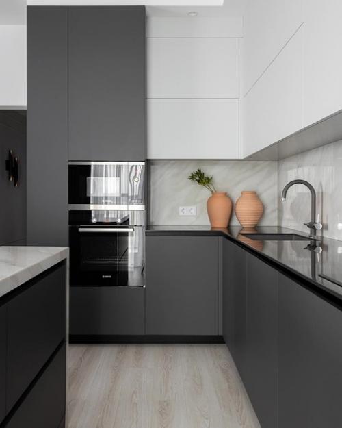 Просторная квартира. В современном стиле. 02