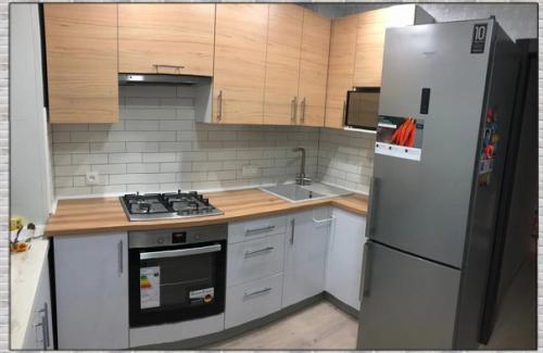 Небольшая кухня. Площадью 5 кв. 01