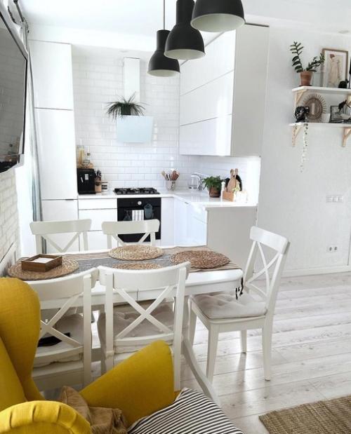 Интерьер в светлых тонах. 01