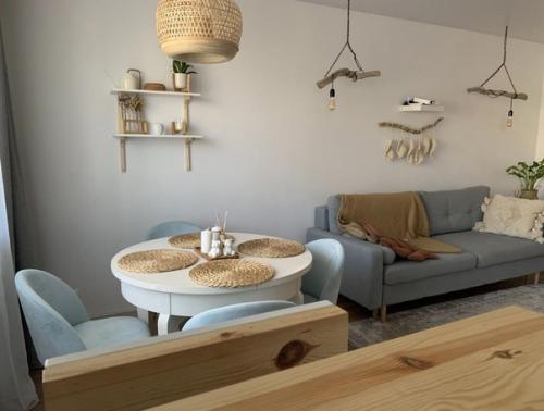 Просторная квартира. Современная и уютная. 01