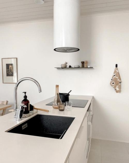 Современная квартира. В светлых тонах.